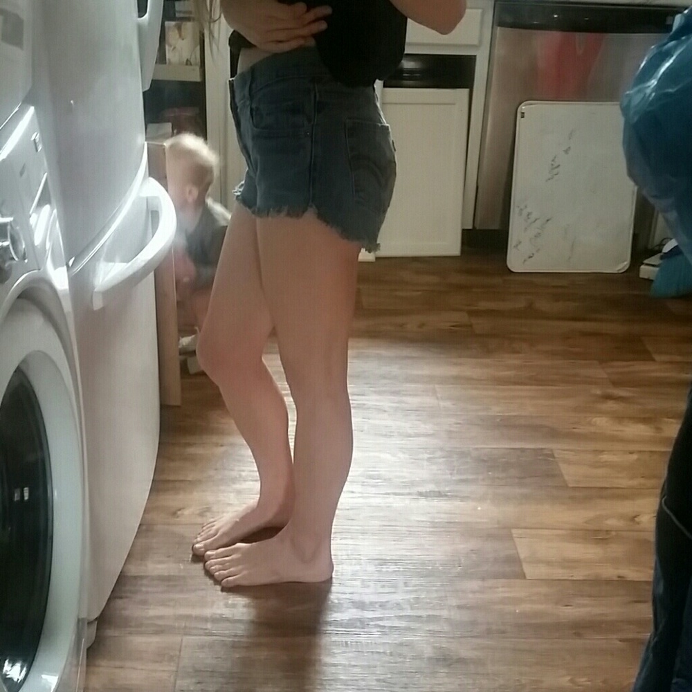 Vintage 505 levis with shagy edges